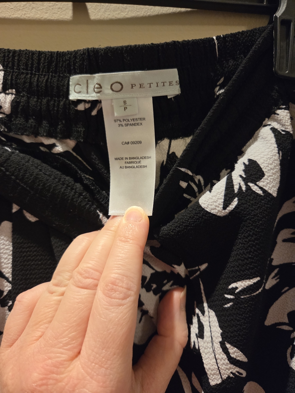 CLEO Petites Black & White Floral Petal Pants